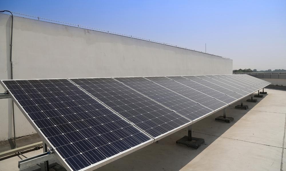 Se va la luz con las placas solares